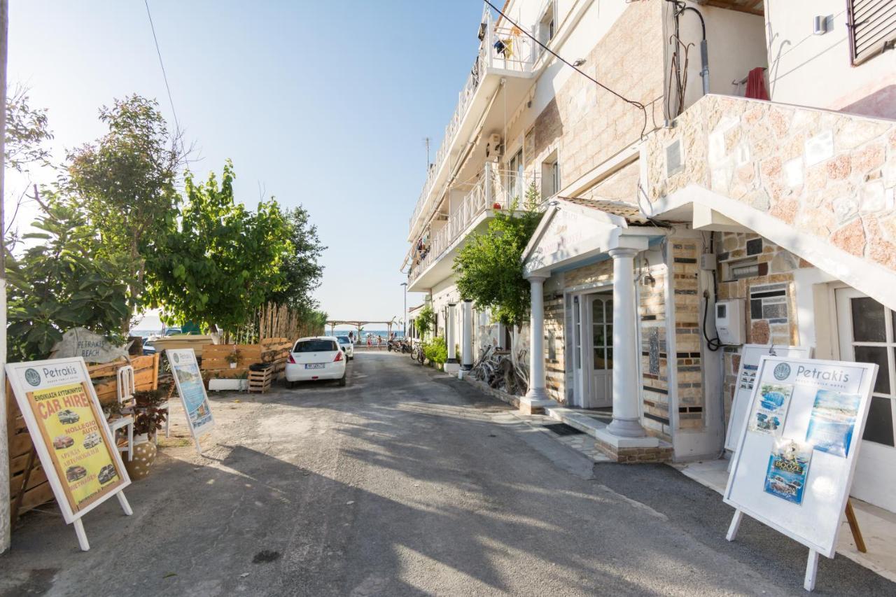 Petrakis Beach レフキンミ エクステリア 写真