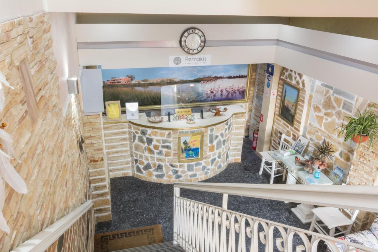 Petrakis Beach レフキンミ エクステリア 写真