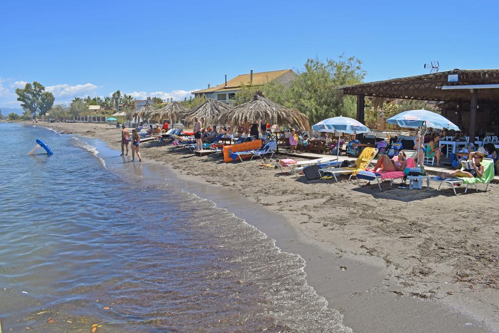Petrakis Beach レフキンミ エクステリア 写真